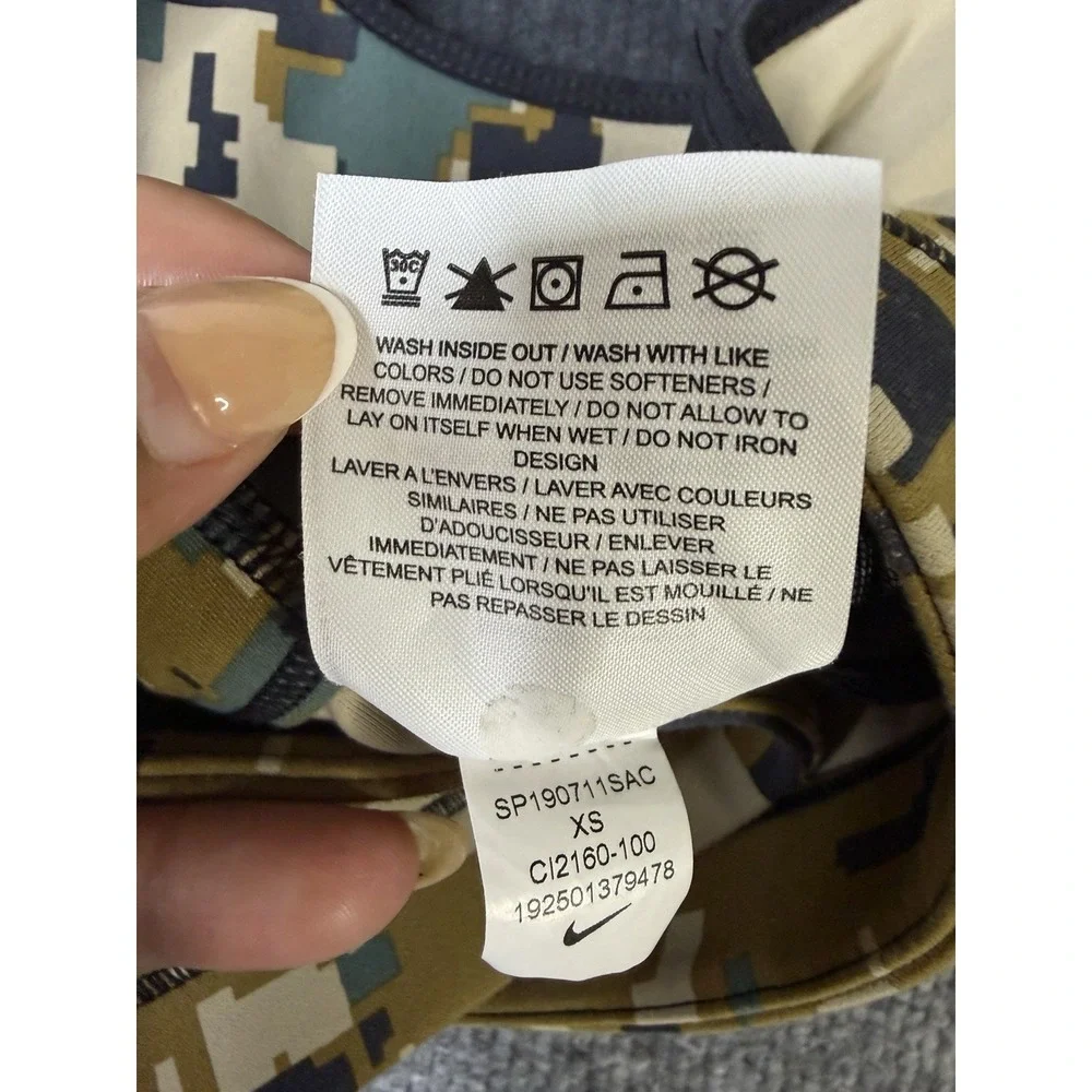 Nike Women's XS Digital Camo Sports Bra Mesh‎ Racerback Medium Support
